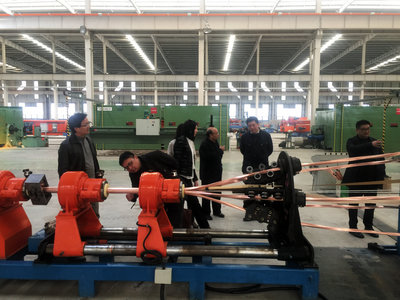 攜手共進(jìn)，共贏未來(lái)——美國(guó)公司團(tuán)隊(duì)來(lái)訪交流，共探特種設(shè)備制造新篇章